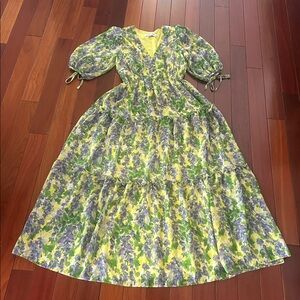 Worn once Floral Flowy Lined Maxi Dress, 8